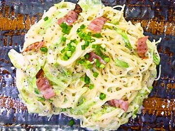 キャベツとベーコンのクリームパスタ レシピ マスタード 調味料